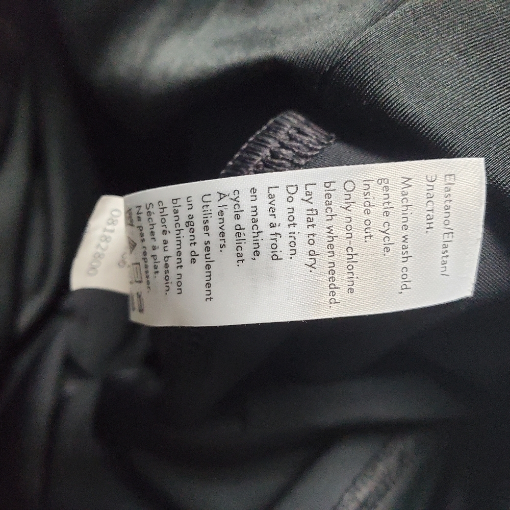 SPANX Black Faux Leather Camo Leggings Size 1X Short - Picture 12 of 16